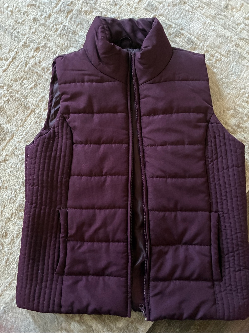 Women New York&Co Quilted Sleeveless Puffer Vest - Plum medium